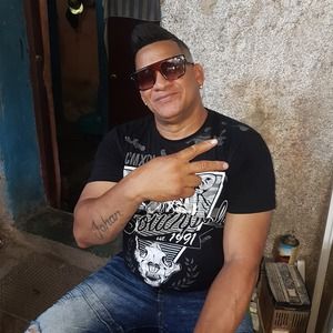 Meet your Posher, Juan carlo